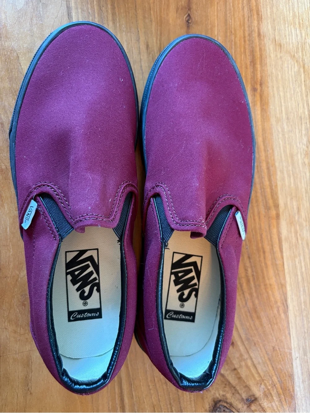 Vans Slip-On Canvas Sneakers in Burgundy - never worn